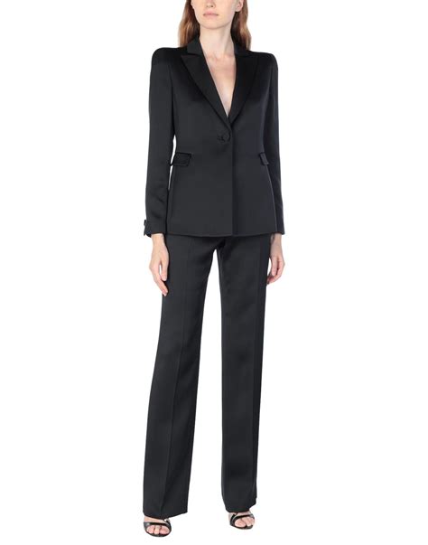 designer suits for women Armani